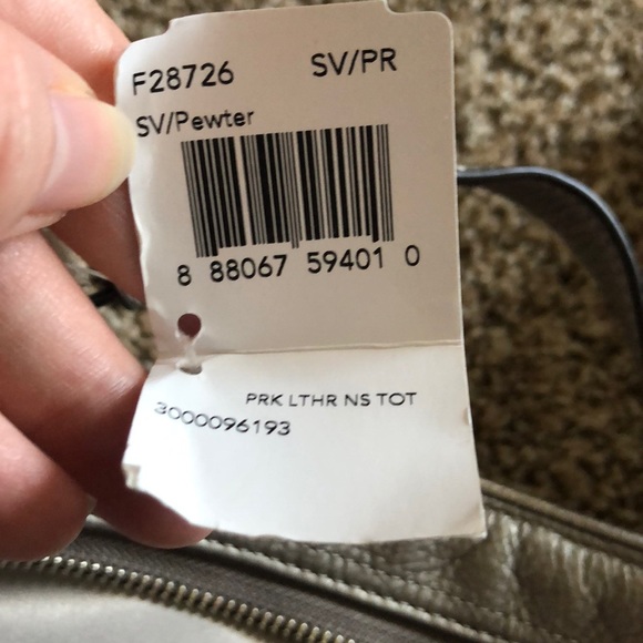 Bnwt coach pewter extra large tote - Picture 5 of 7